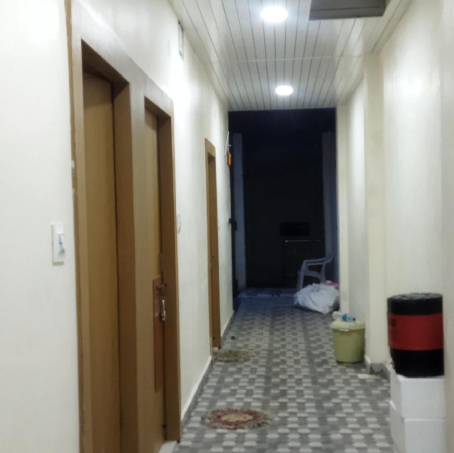 Shree Gajlaxmi Hotel Walking Distance From Mahakaleswar Ujjain Esterno foto